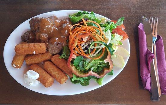 Bar Bistro Camaleón